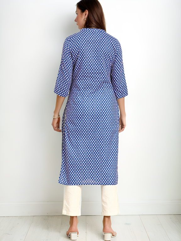 Tong Women Blue & White Printed Kurta